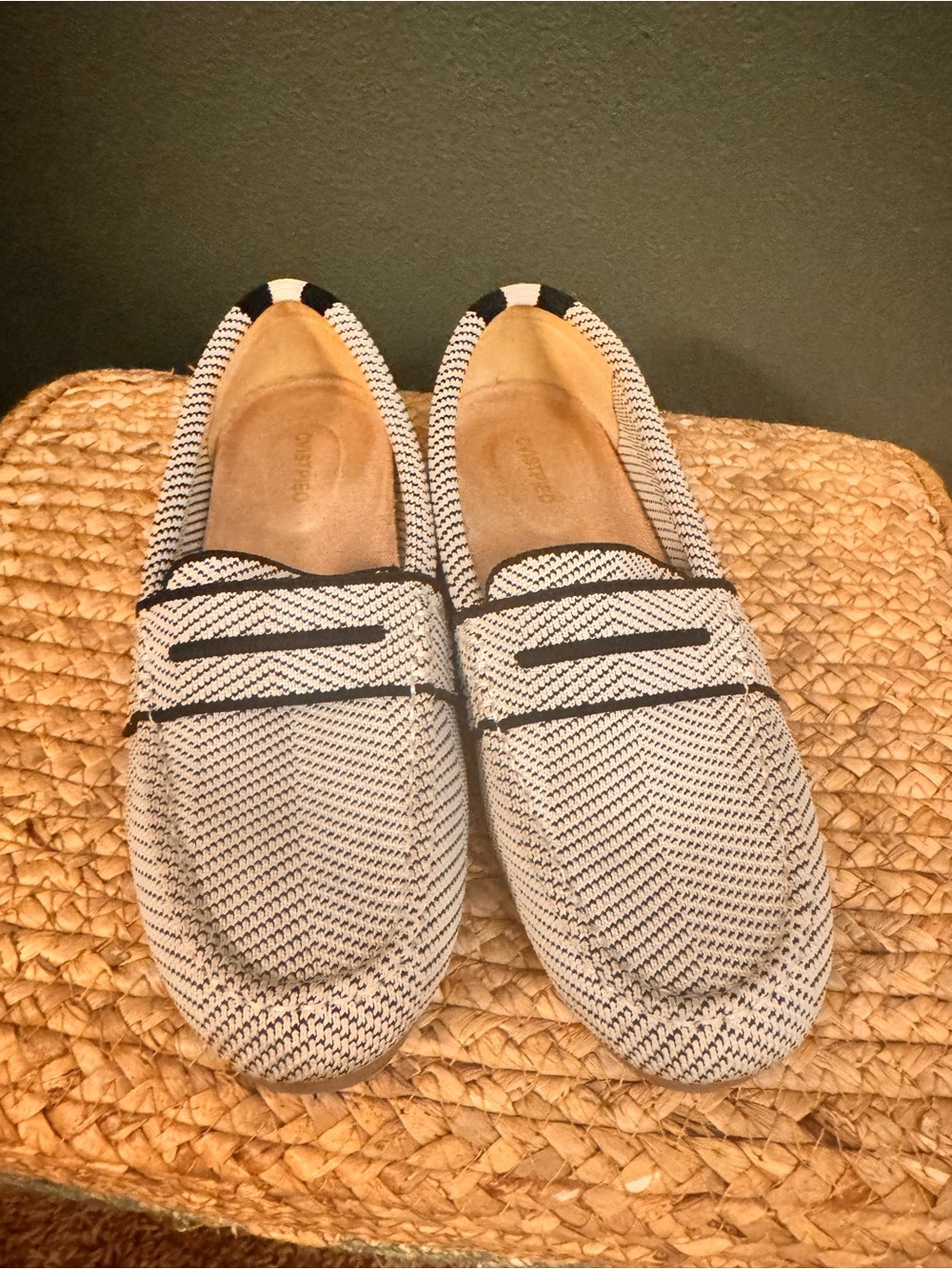 Textured Knit Slip-On Loafers in Black & White